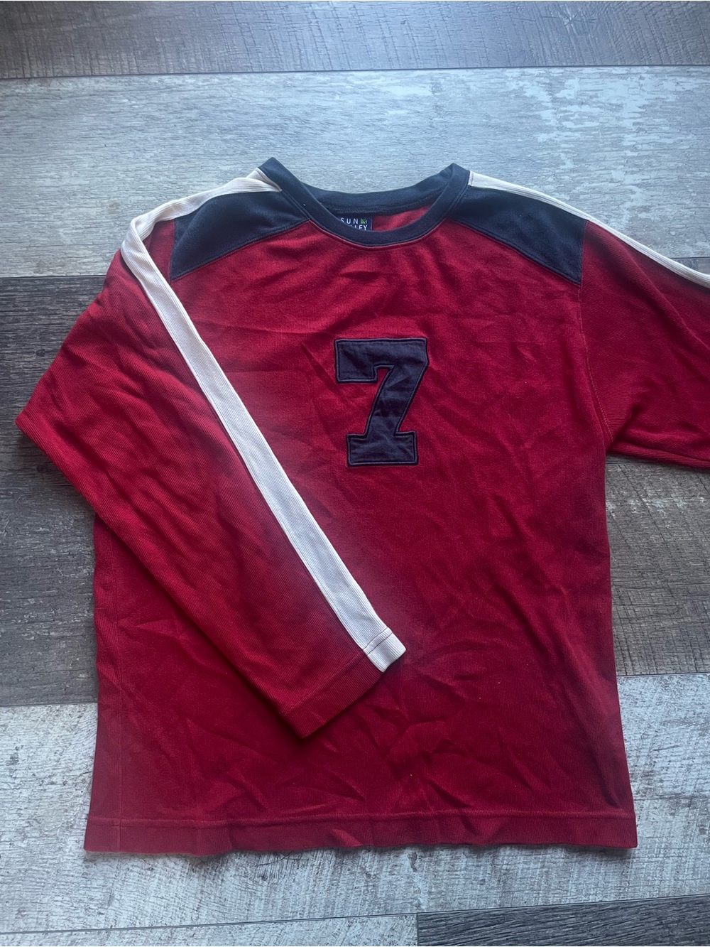 Red Long-Sleeve Athletic Crew with Number 7 Detail